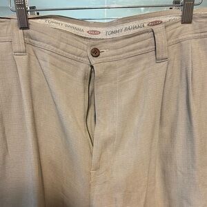 Tommy Bahama Relax Light Beige Linen-Blend Pants. 100% Silk